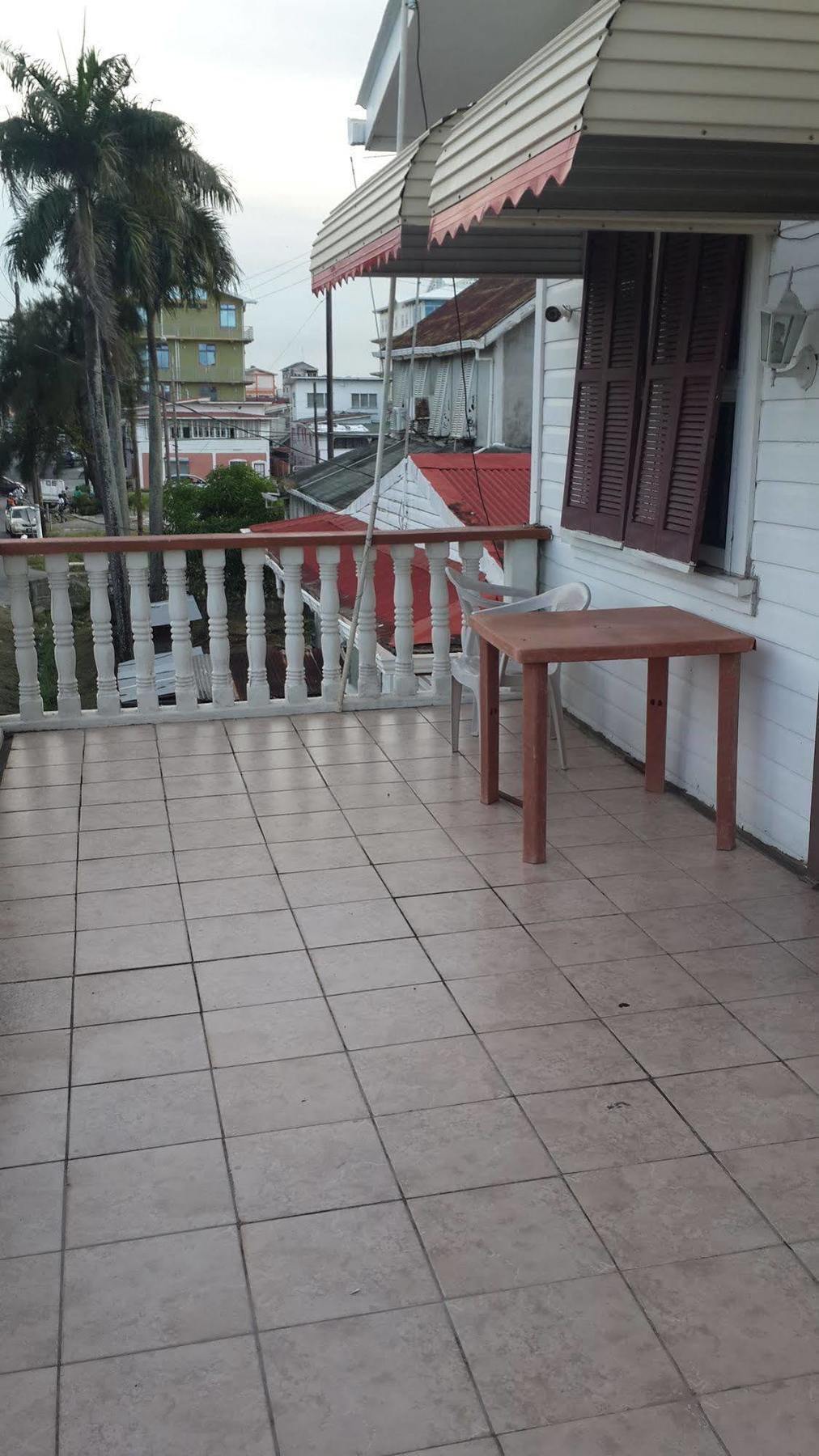 Julian Guest House Georgetown Bagian luar foto